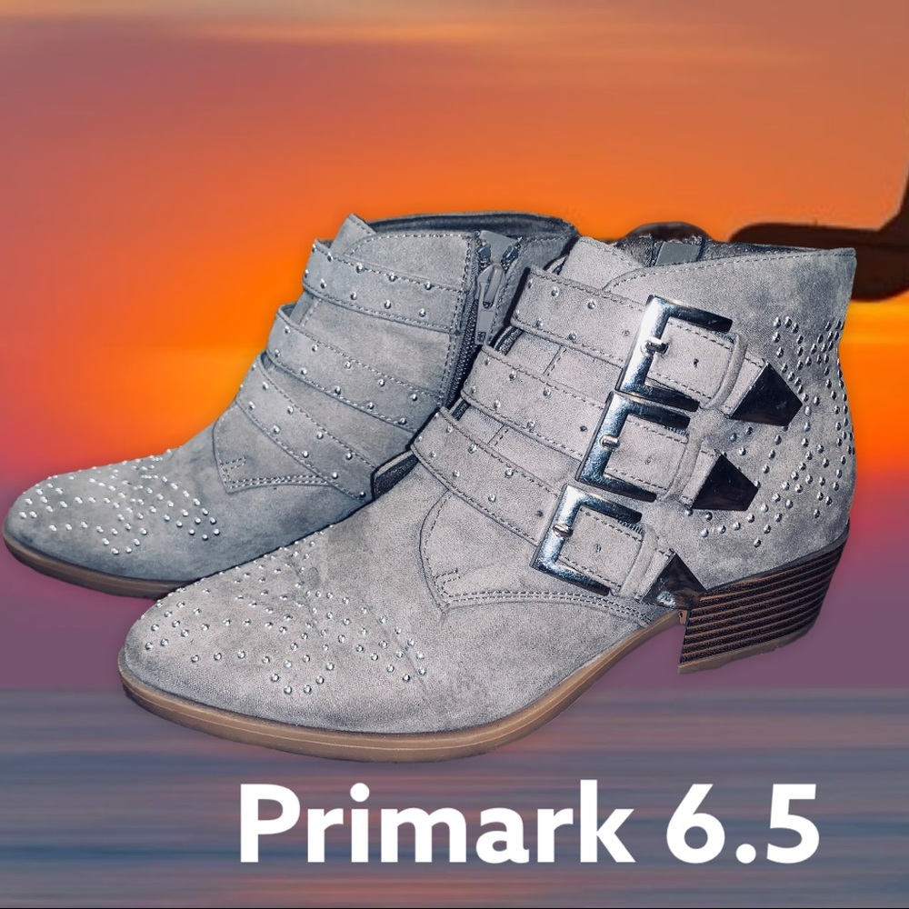 Primark Prairie cutie booties